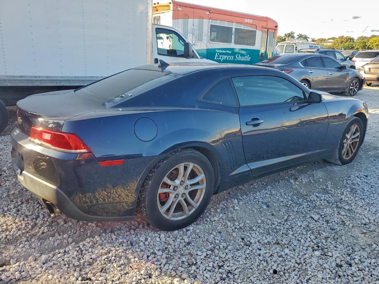2015 Chevrolet Camaro Ls - zdjęcie 3