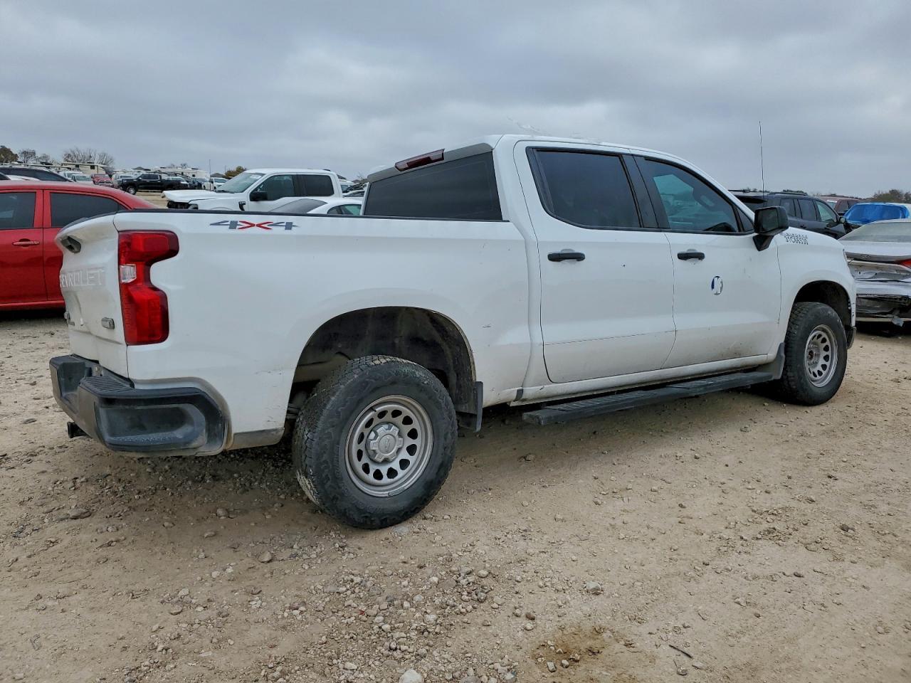 2024 Chevrolet Silverado K1500 - zdjęcie 3