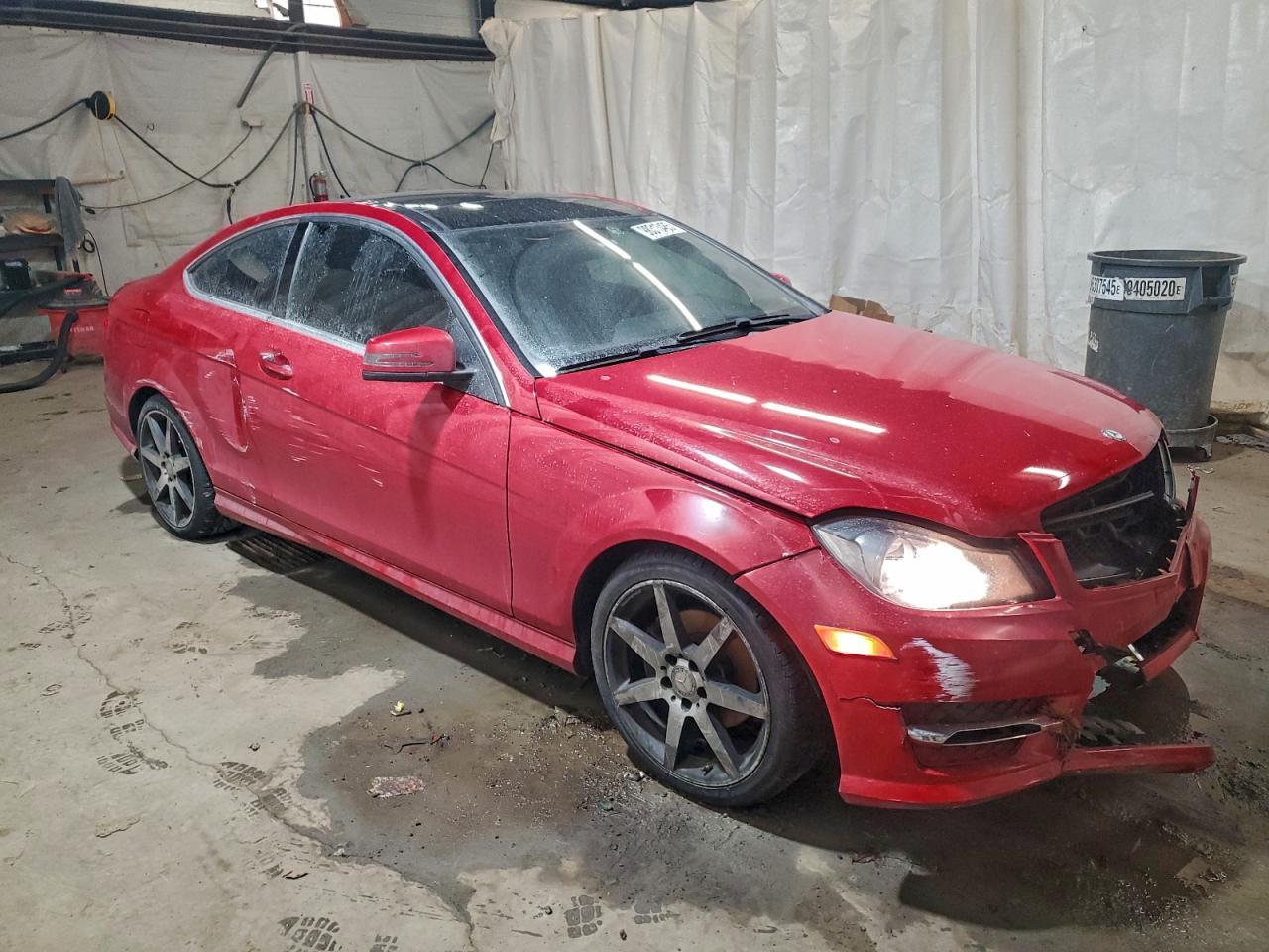 2015 Mercedes-Benz C 250 - zdjęcie 4