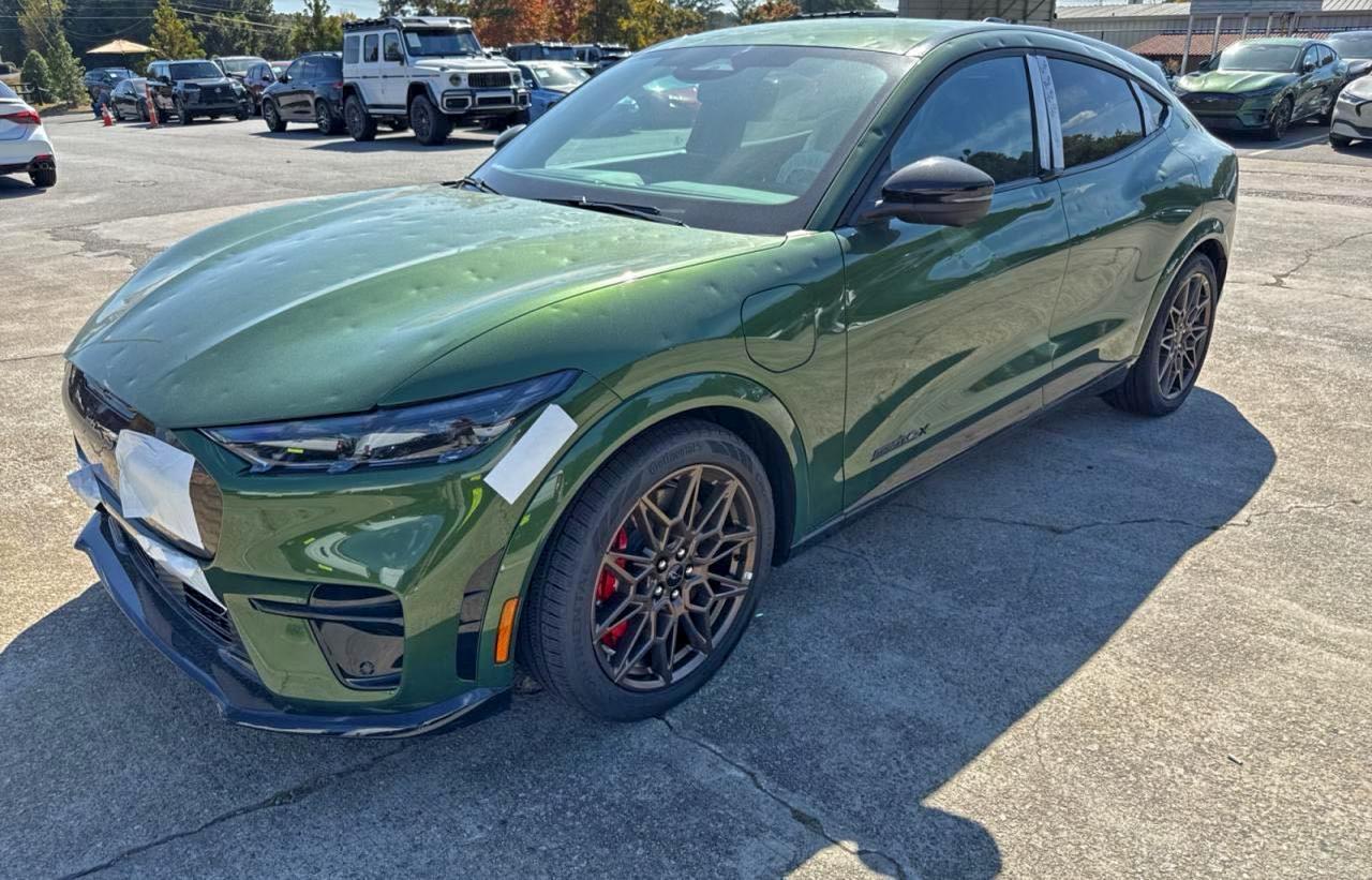 2025 Ford Mustang Mach-E - zdjęcie 2