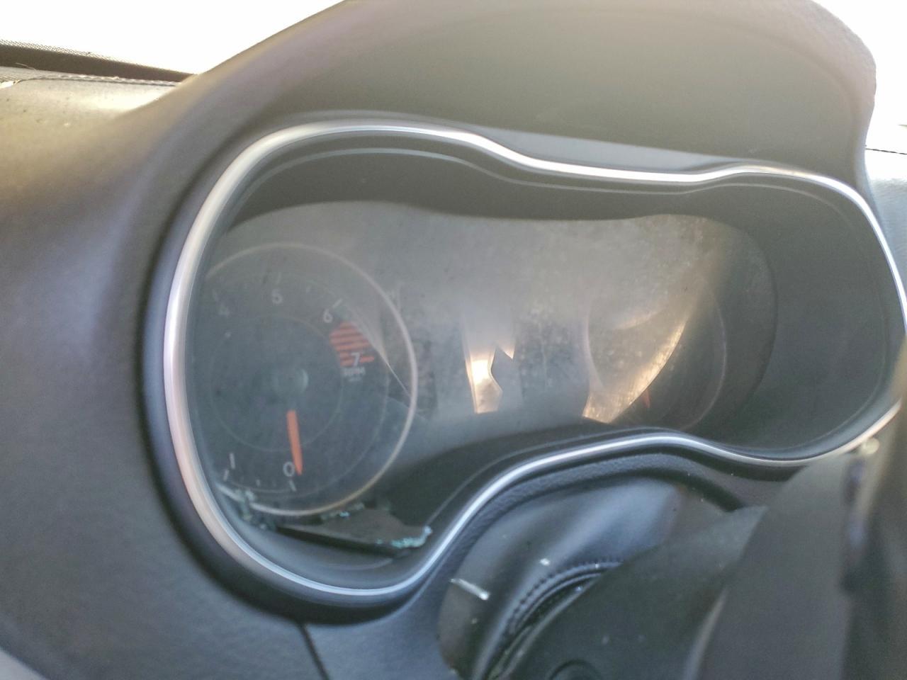 2021 Jeep Cherokee Latitude Plus - zdjęcie 9