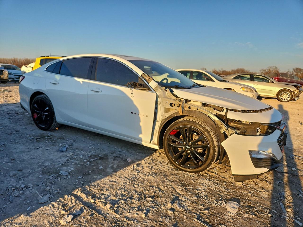2023 Chevrolet Malibu Lt - zdjęcie 4