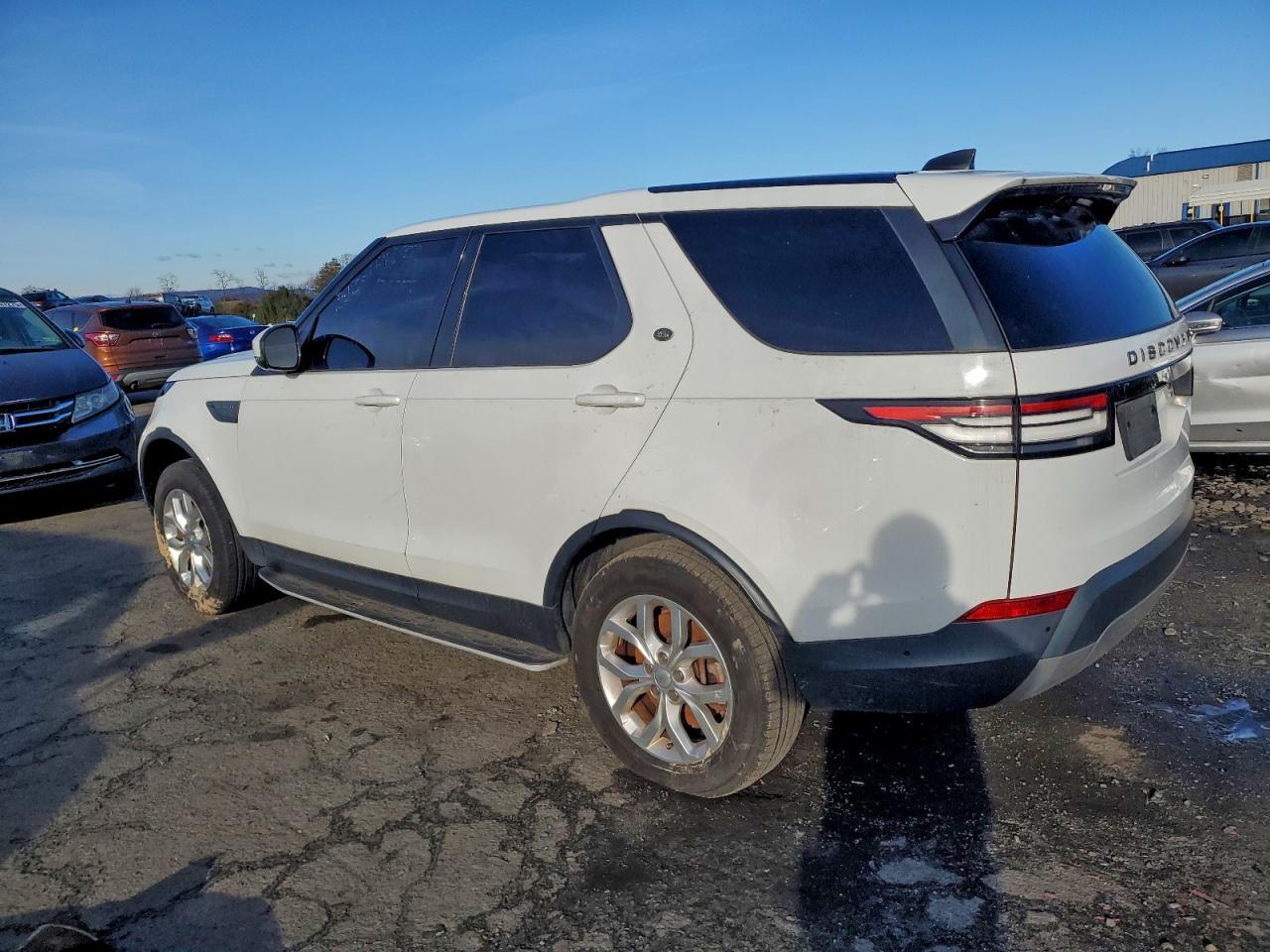 2019 Land Rover Discovery - zdjęcie 2