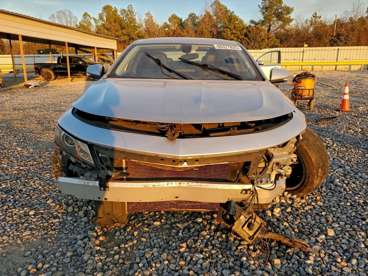 2019 Chevrolet Impala Lt - zdjęcie 5