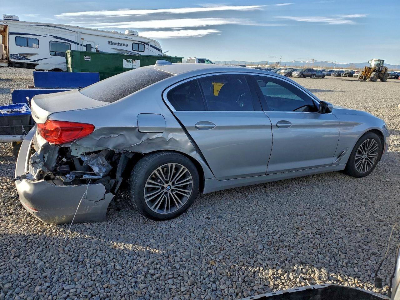 2019 BMW 530 I - zdjęcie 3