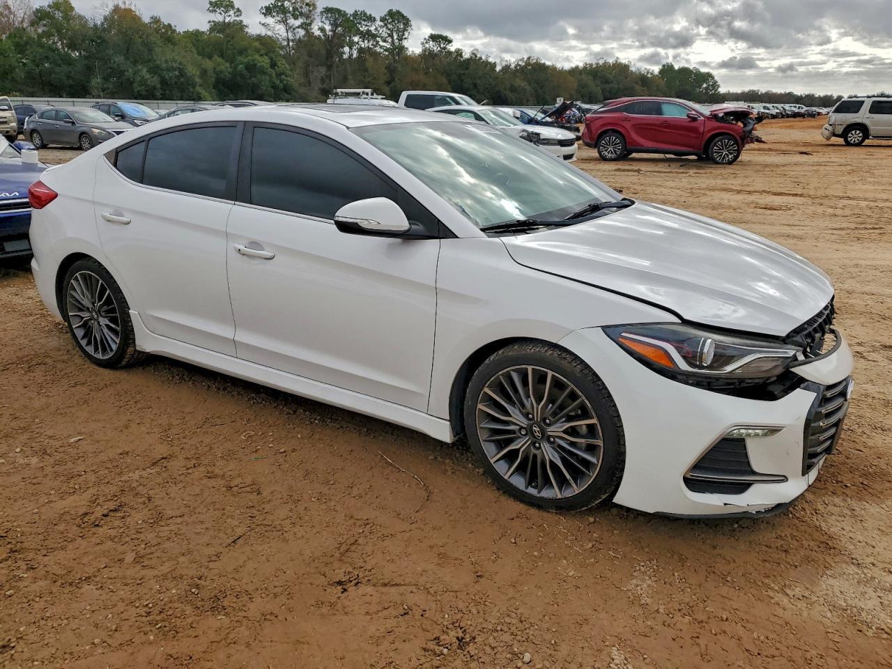 2017 Hyundai Elantra Sport - zdjęcie 4