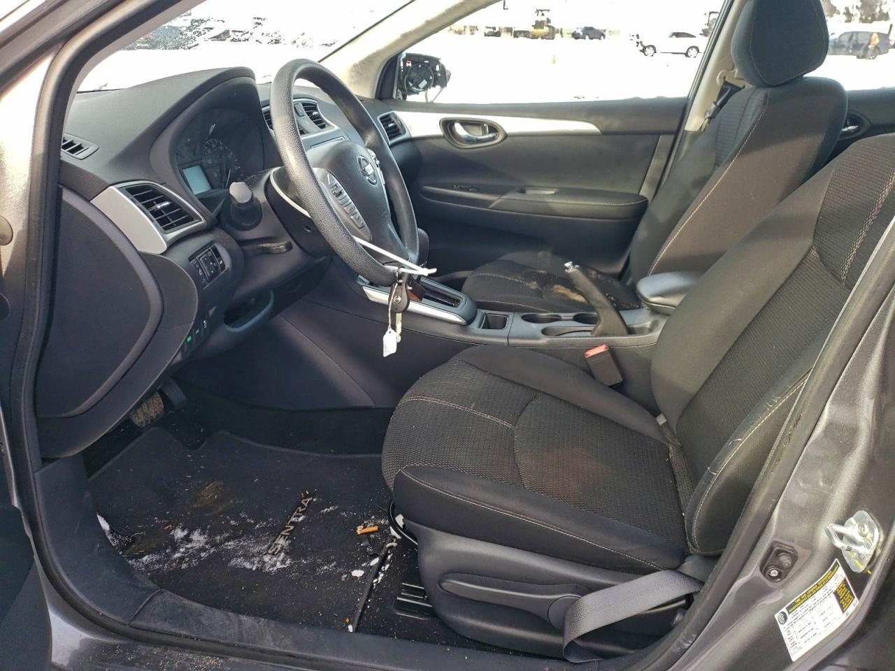 2016 Nissan Sentra S - zdjęcie 7