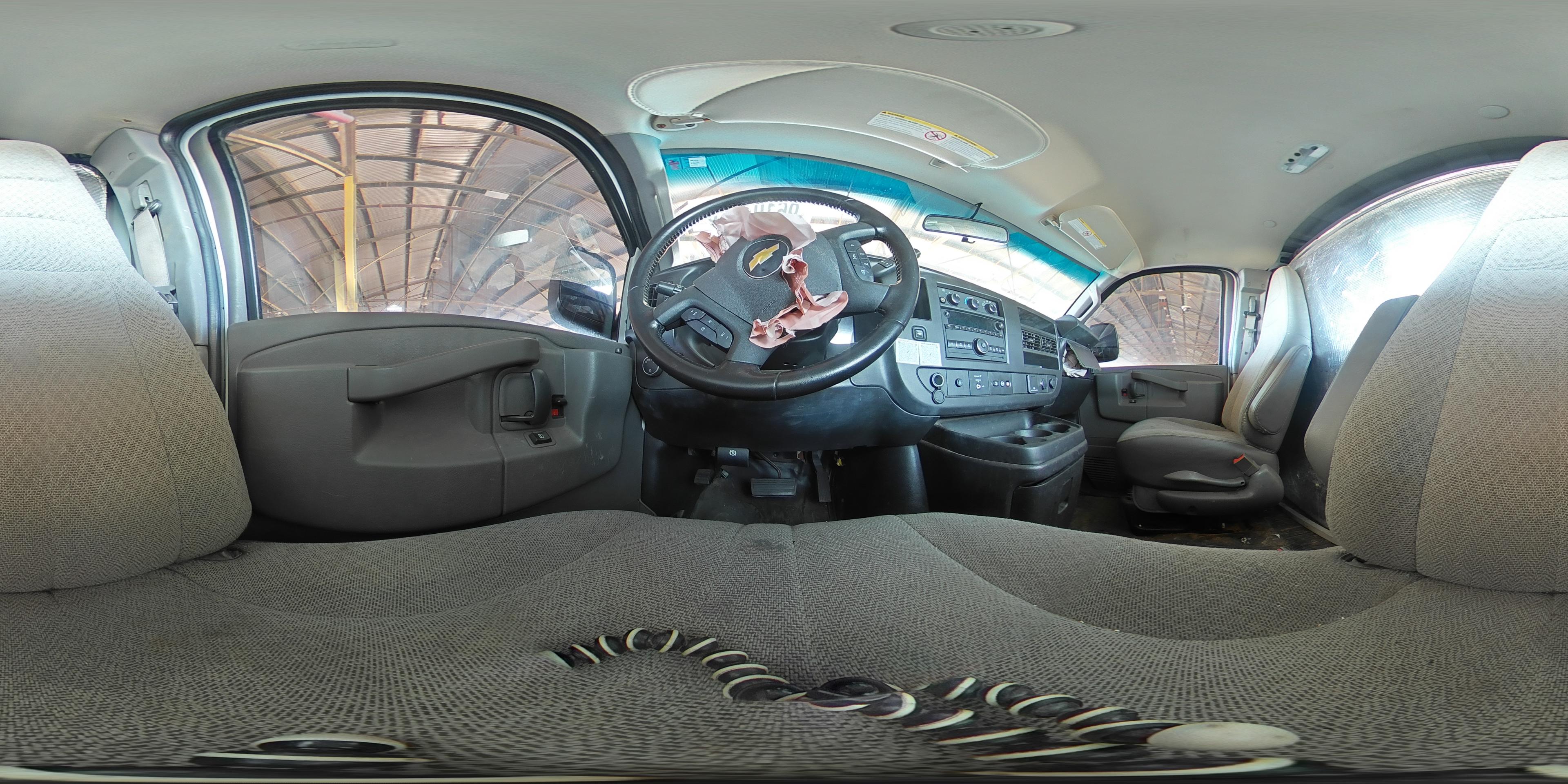 2021 Chevrolet Express G2500 - zdjęcie 14
