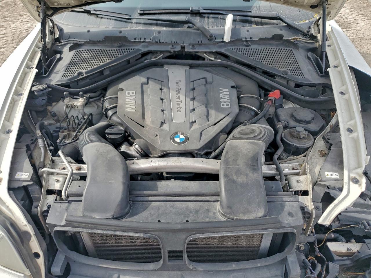2013 BMW X5 xDrive50I - zdjęcie 12