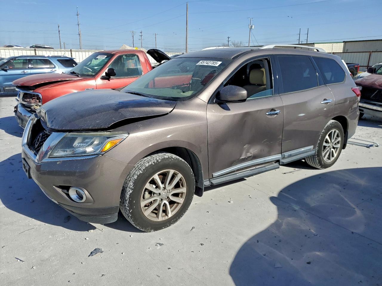 2013 Nissan Pathfinder S - zdjęcie główne