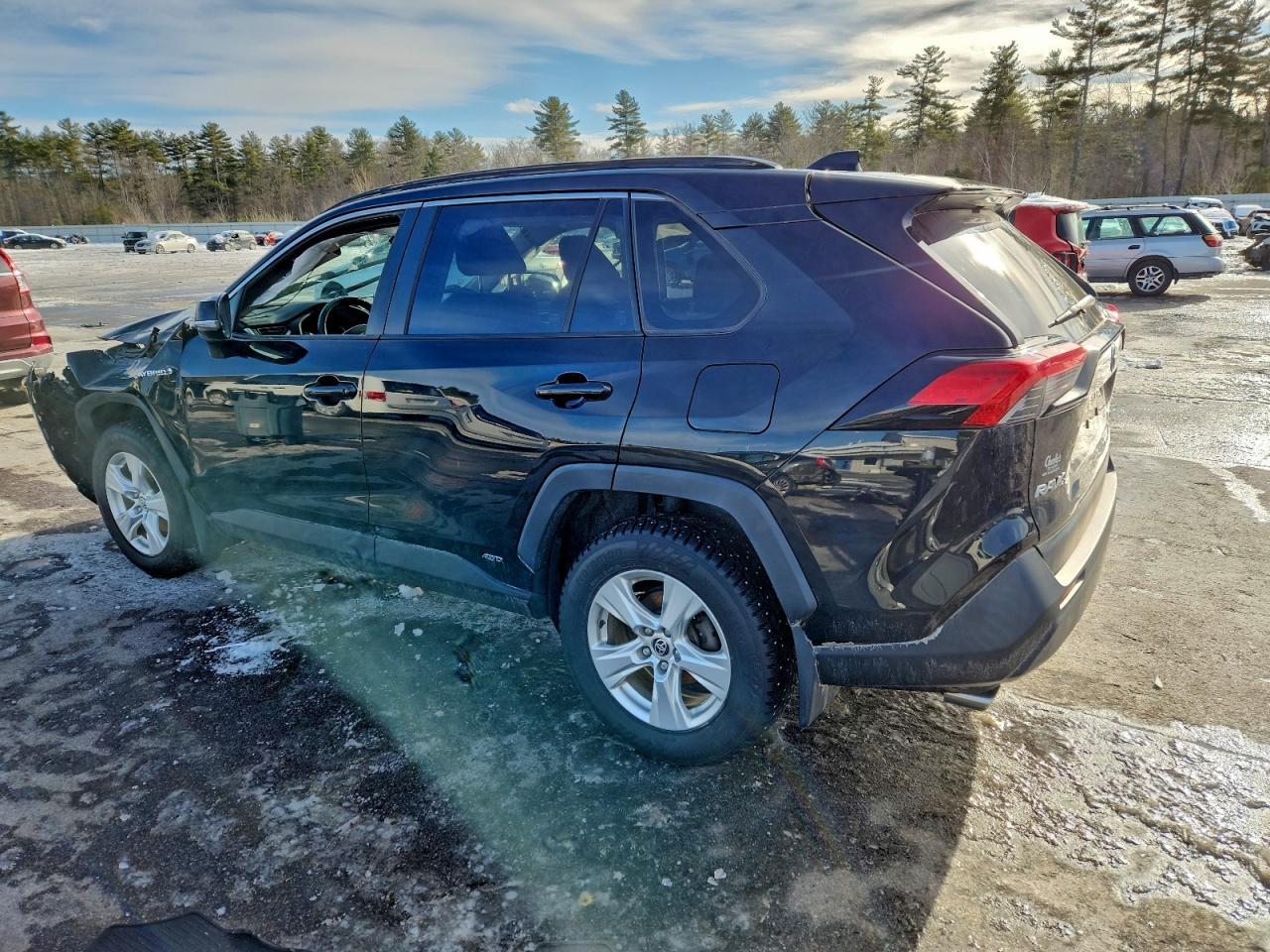 2020 Toyota Rav4 Xle - zdjęcie 2