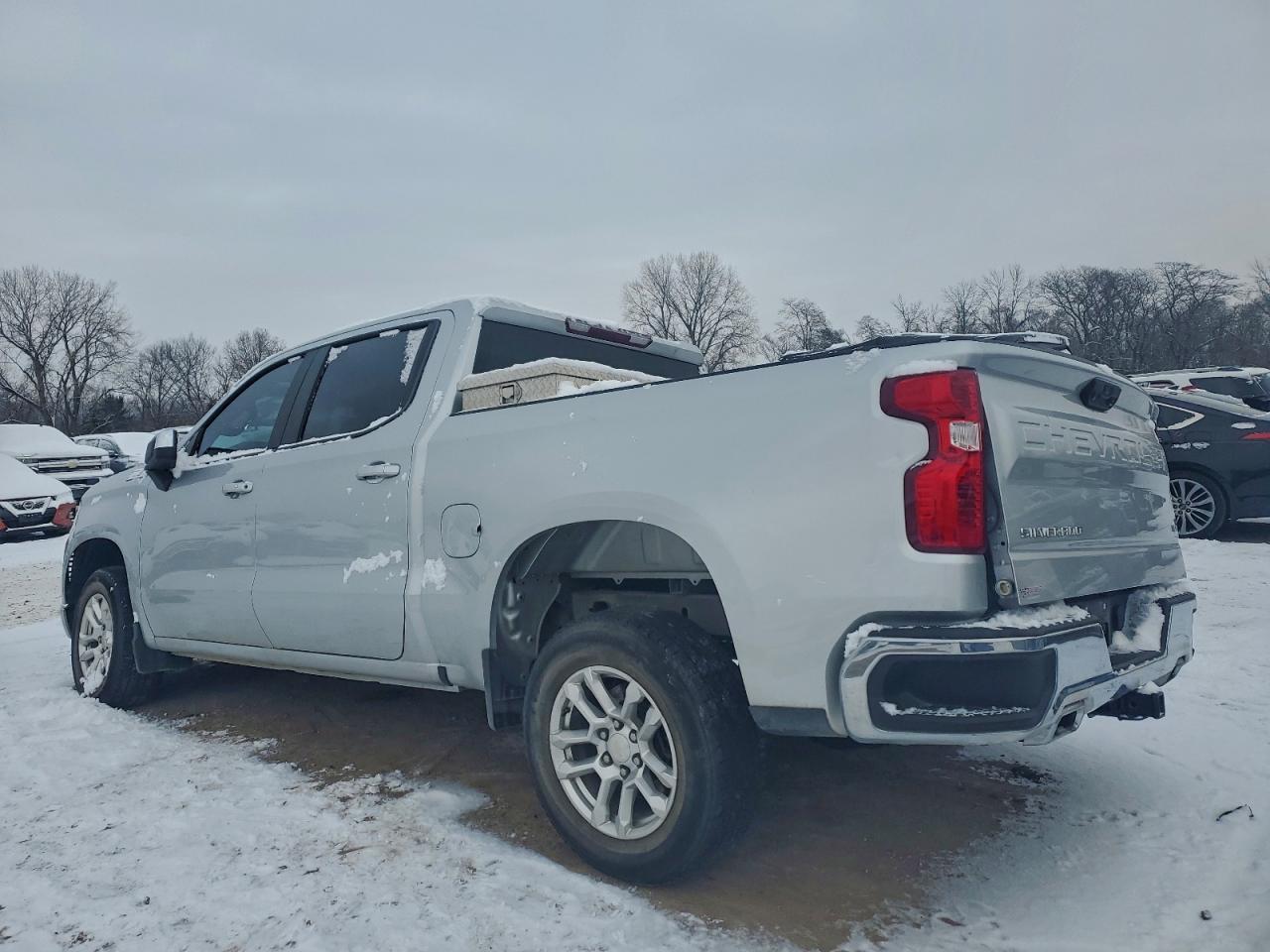 2022 Chevrolet Silverado K1500 Lt - zdjęcie 2