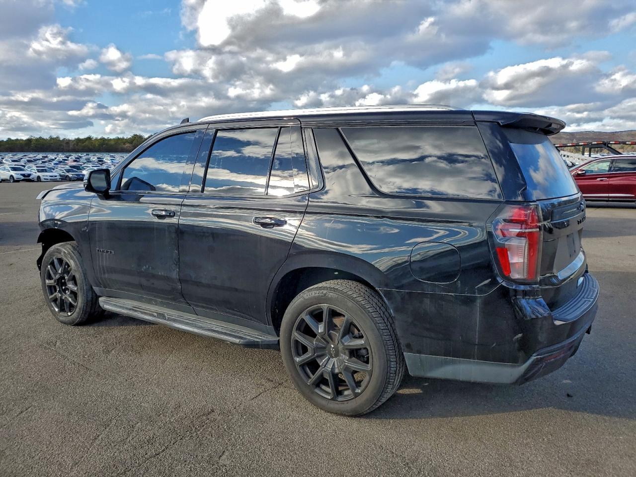 2021 Chevrolet Tahoe K1500 Lt - zdjęcie 2