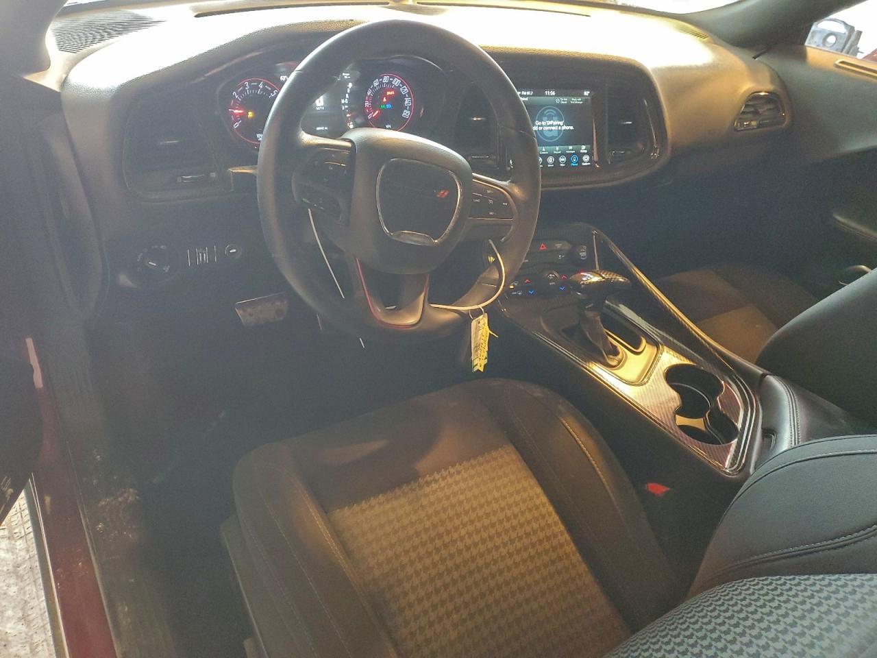 2019 Dodge Challenger - zdjęcie 8