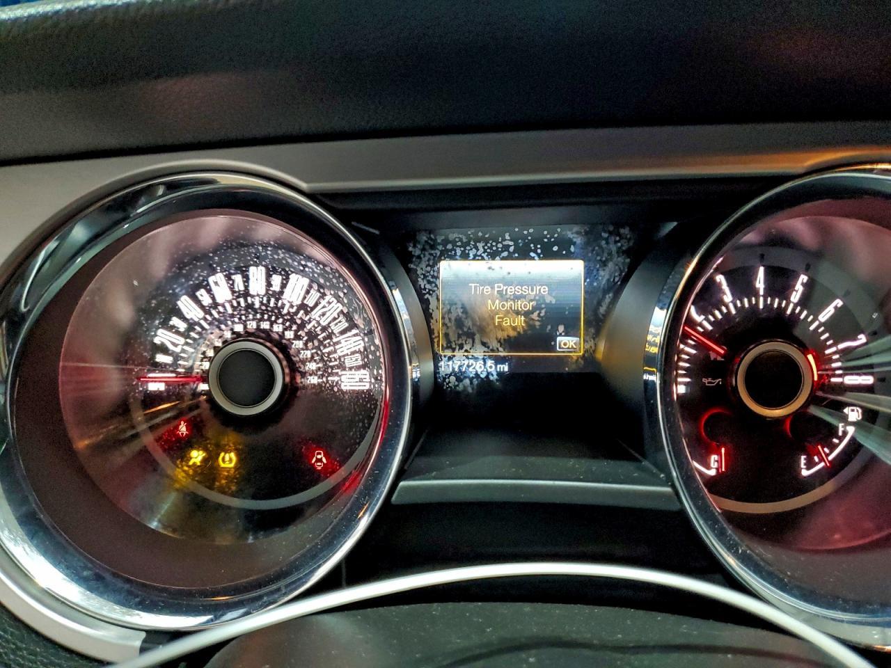 2013 Ford Mustang Gt - zdjęcie 9