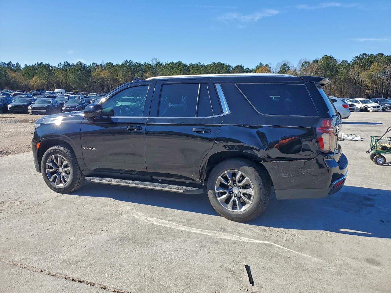 2022 Chevrolet Tahoe K1500 Lt - zdjęcie 2