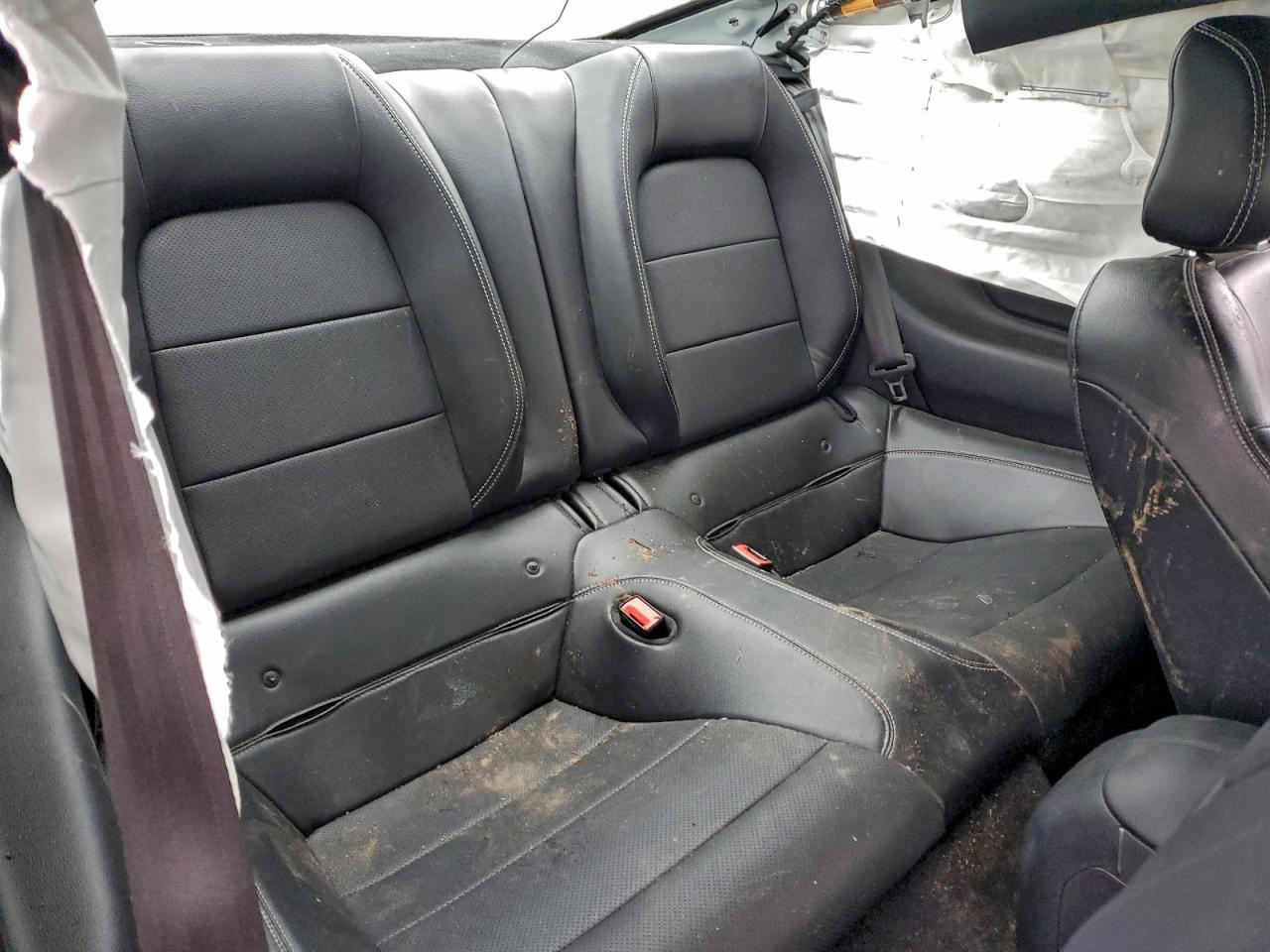 2019 Ford Mustang - zdjęcie 10