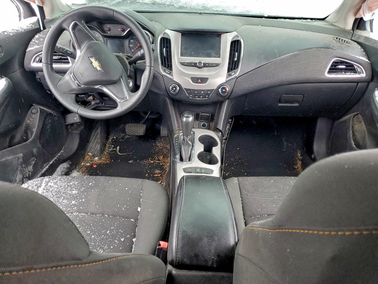 2017 Chevrolet Cruze Ls - zdjęcie 8