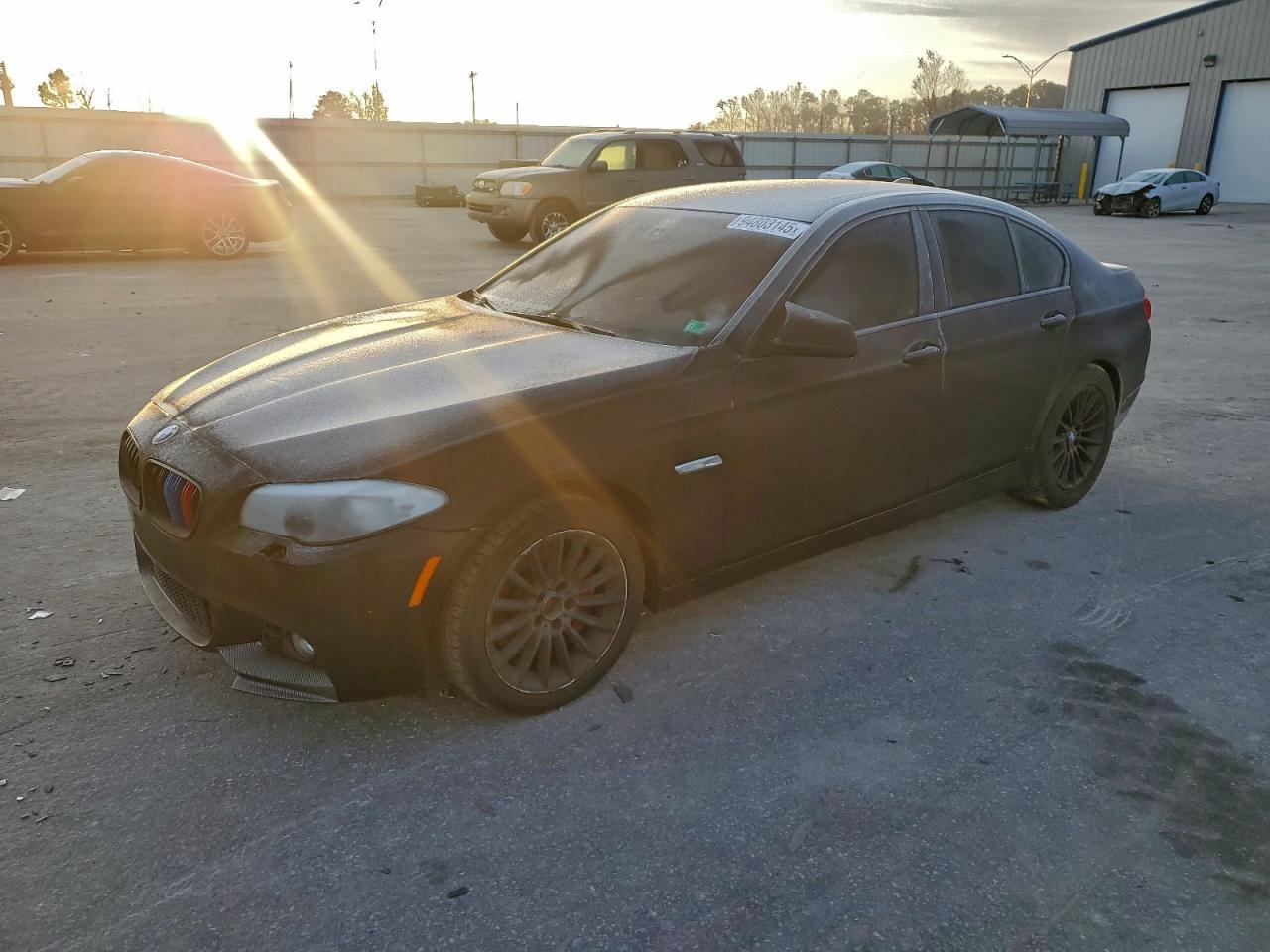 2013 BMW Seria 5 535i - zdjęcie główne