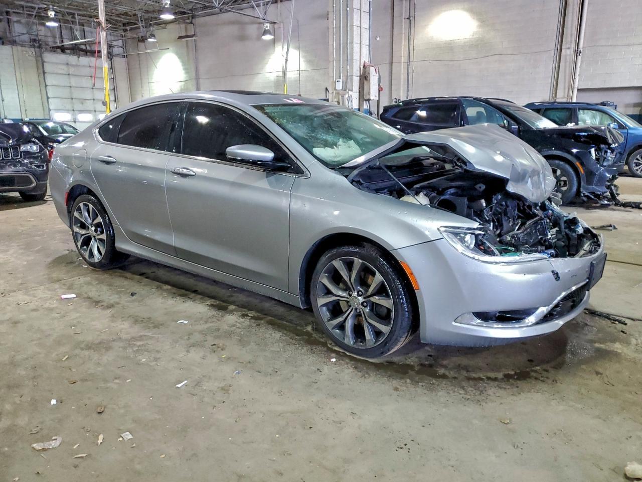 2016 Chrysler 200 C - zdjęcie 4