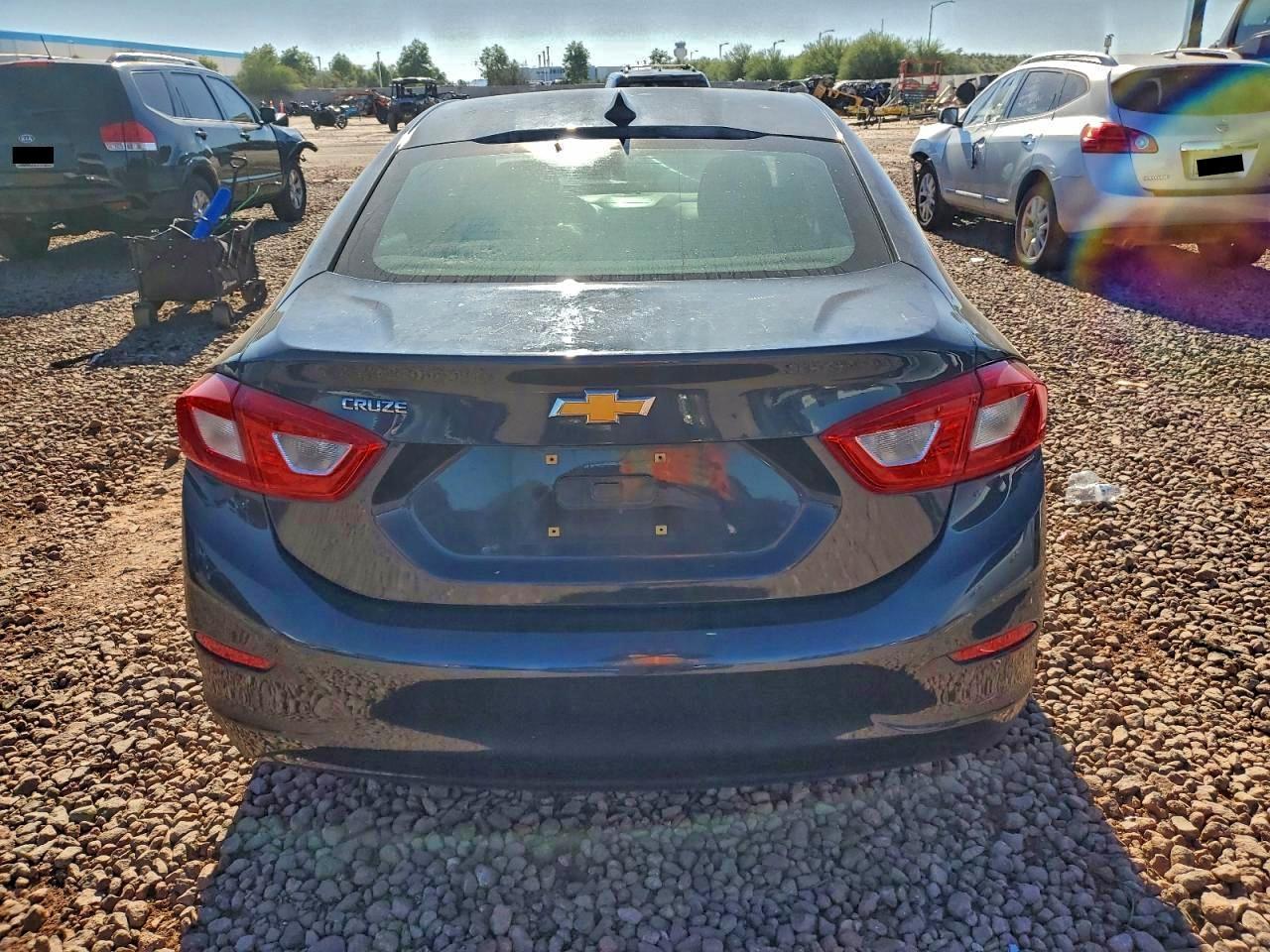 2016 Chevrolet Cruze Ls - zdjęcie 6