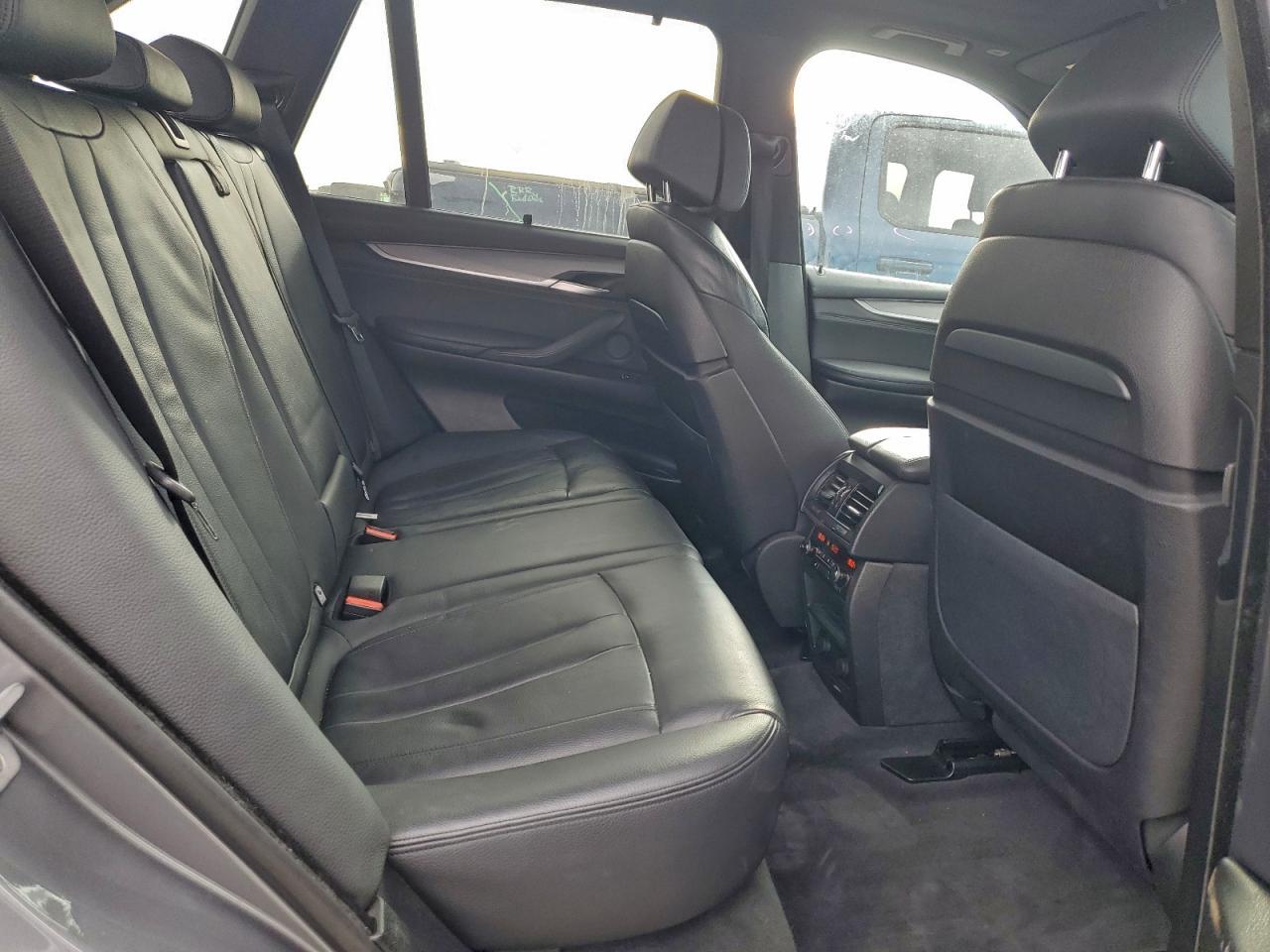 2014 BMW X5 xDrive50I - zdjęcie 11