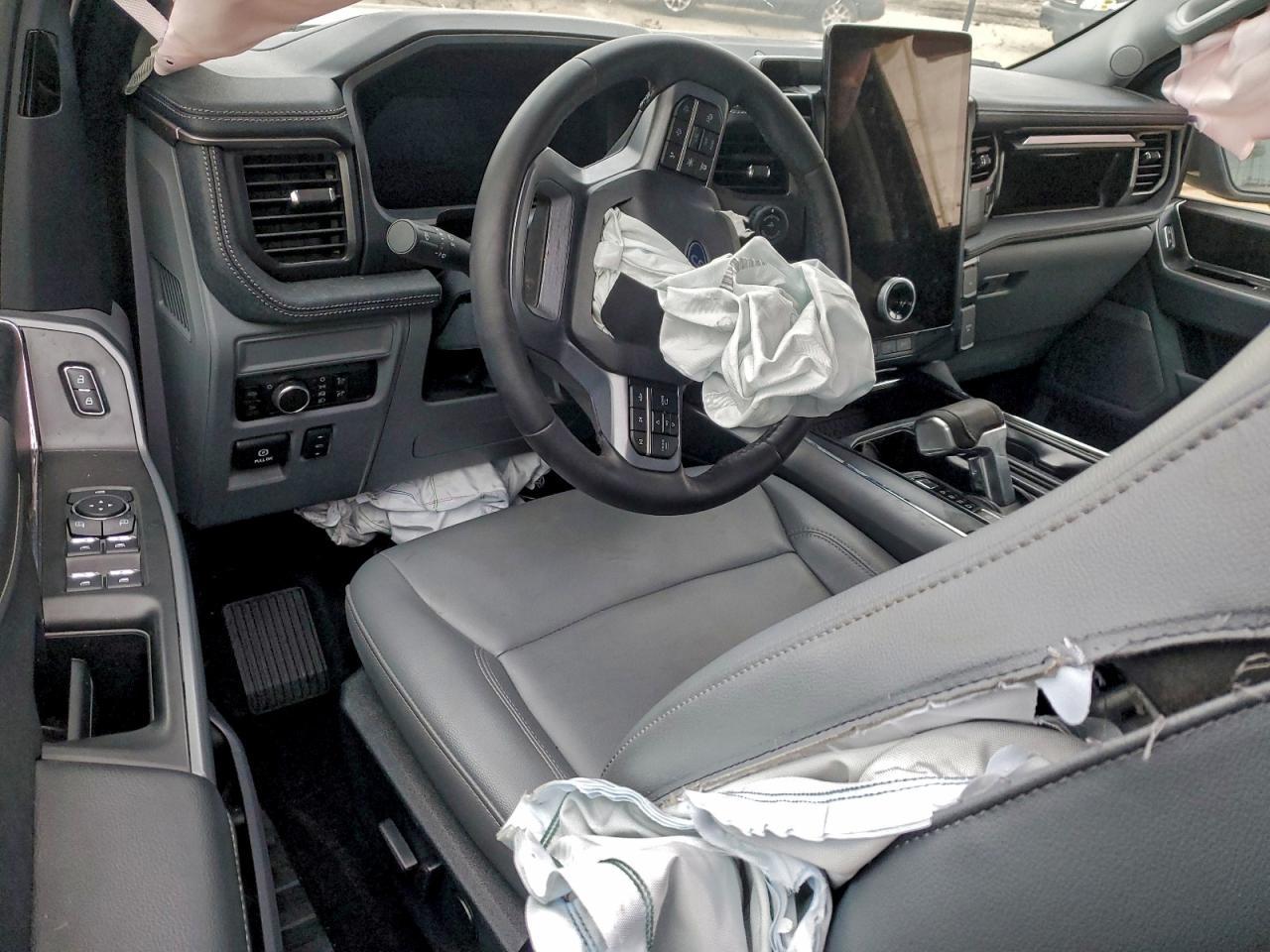 2025 Ford F150 Lightning Xlt - zdjęcie 8