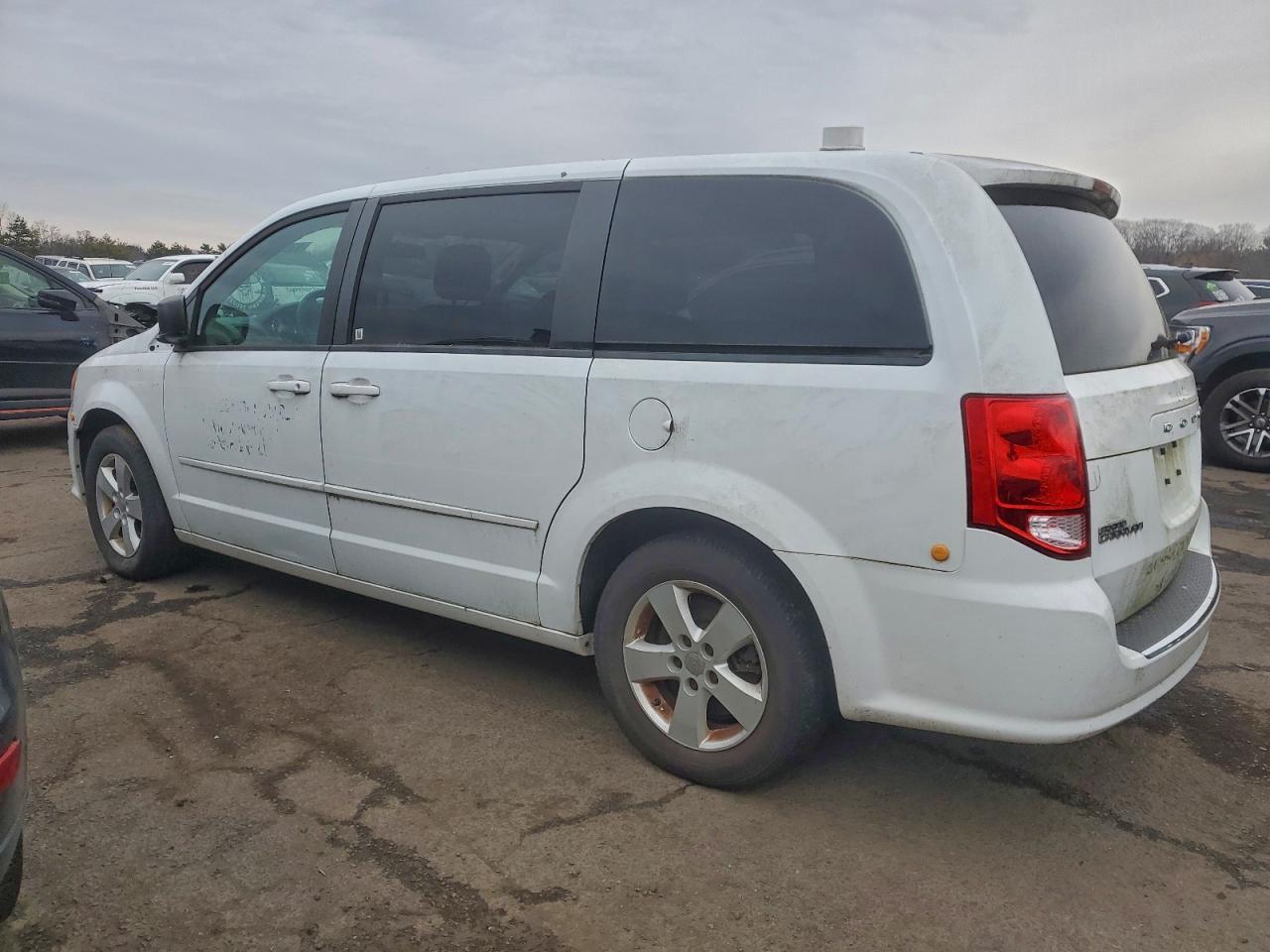 2014 Dodge Grand Caravan Se - zdjęcie 2