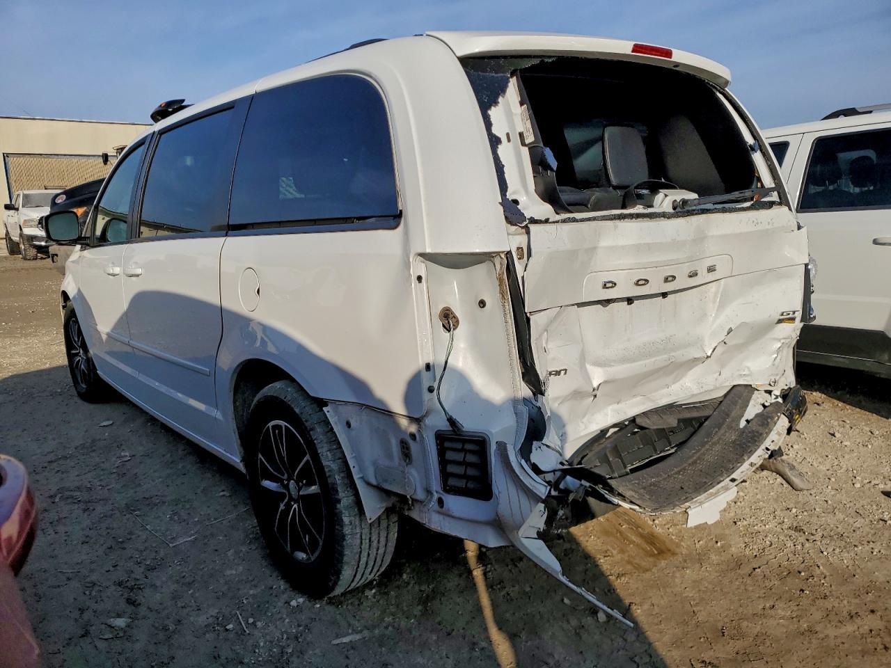 2017 Dodge Grand Caravan Gt - zdjęcie 2
