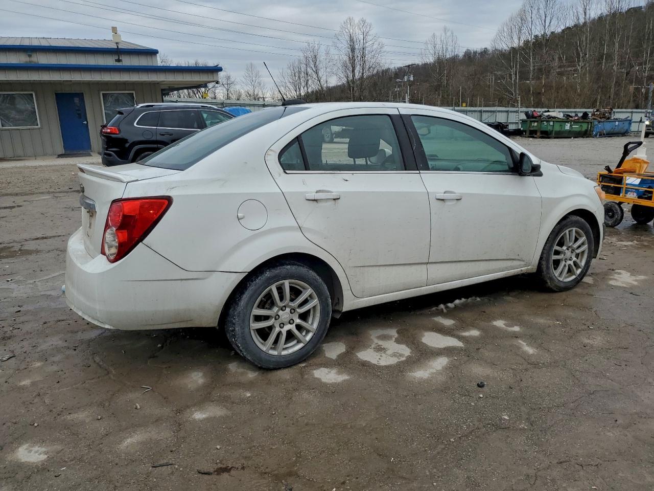 2016 Chevrolet Sonic Lt - zdjęcie 3