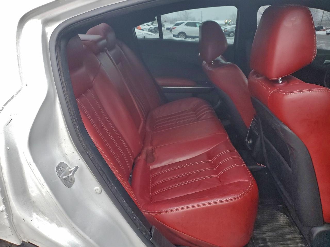 2016 Dodge Charger Police - zdjęcie 10