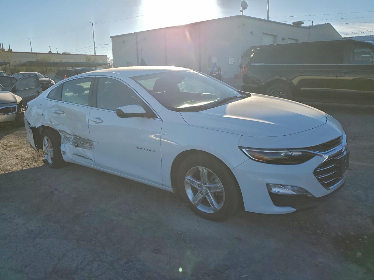 2023 Chevrolet Malibu Lt - zdjęcie 4