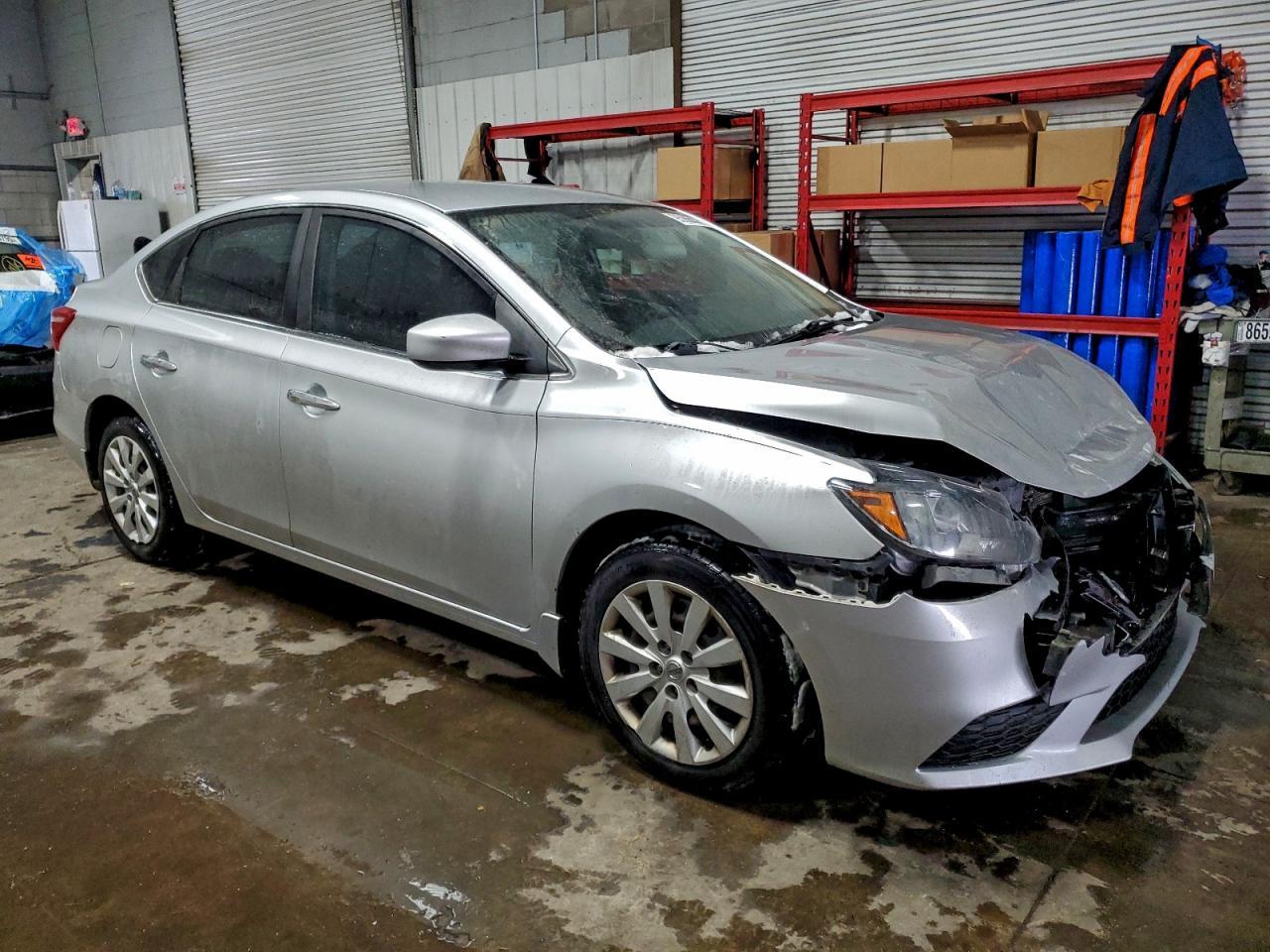 2017 Nissan Sentra S - zdjęcie 4