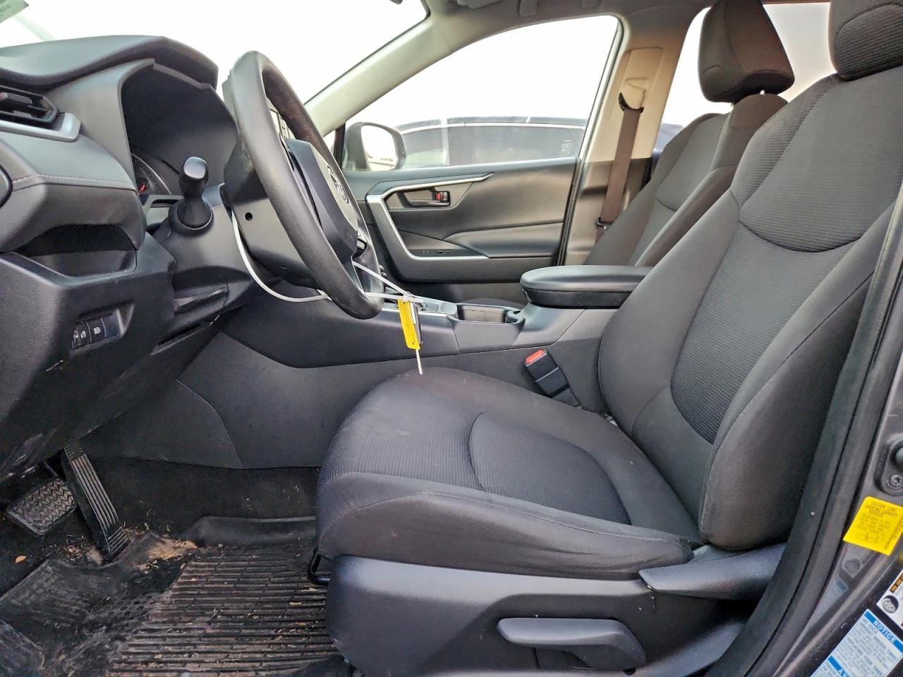 2019 Toyota Rav4 Le - zdjęcie 7