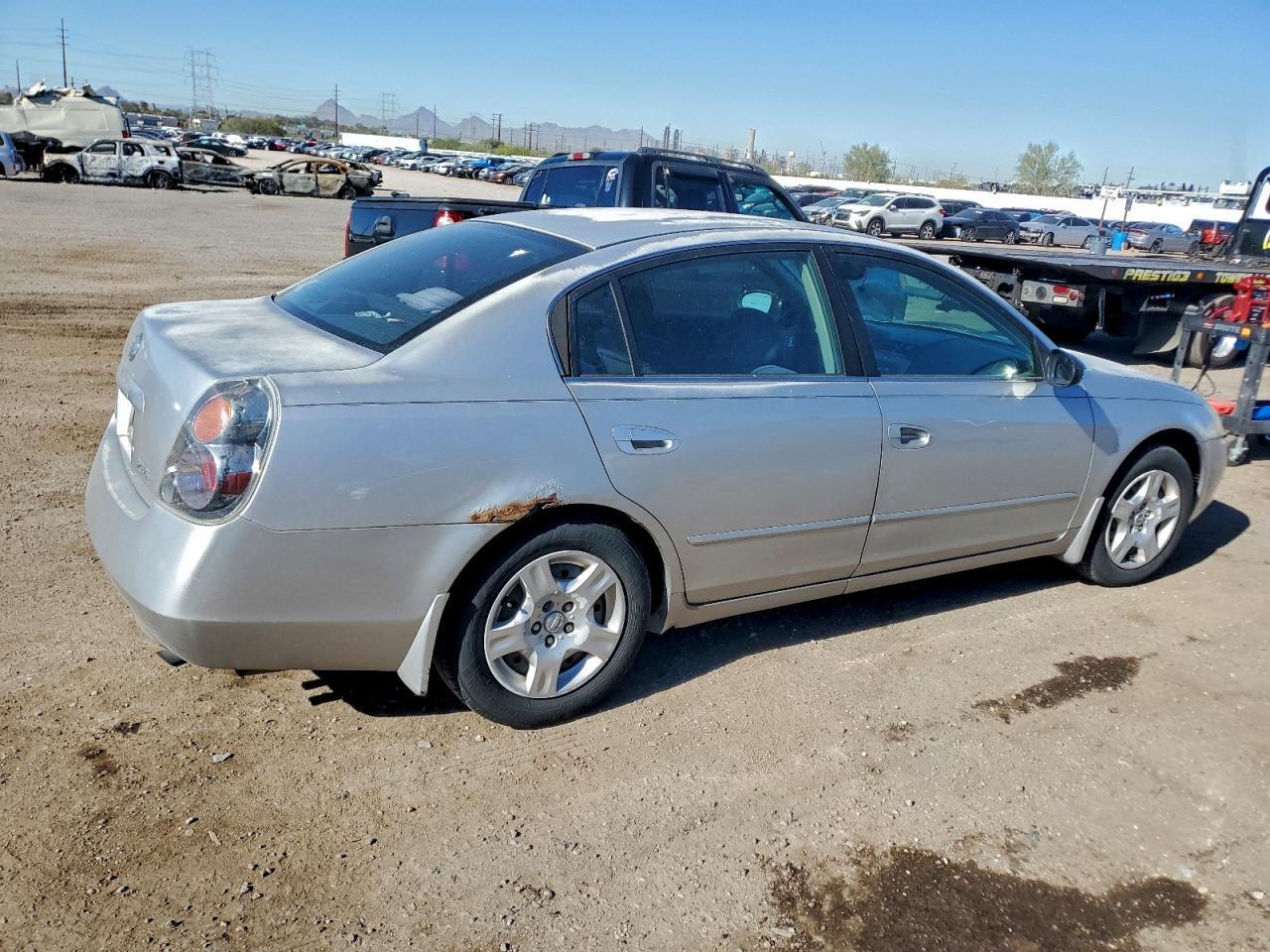 2013 Nissan Altima Base - zdjęcie 3