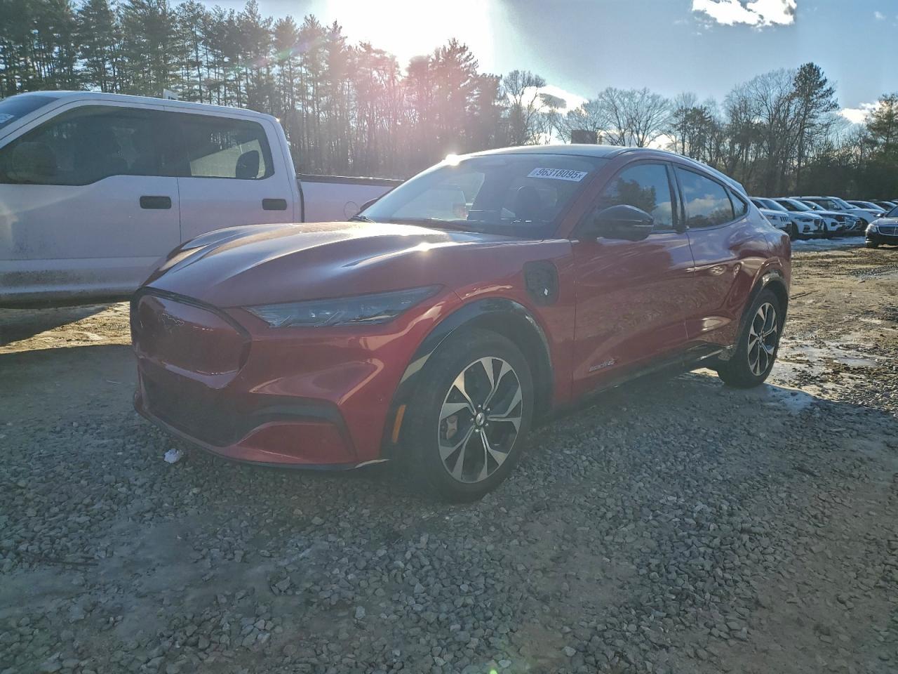 2023 Ford Mustang Mach-E Premium - zdjęcie główne