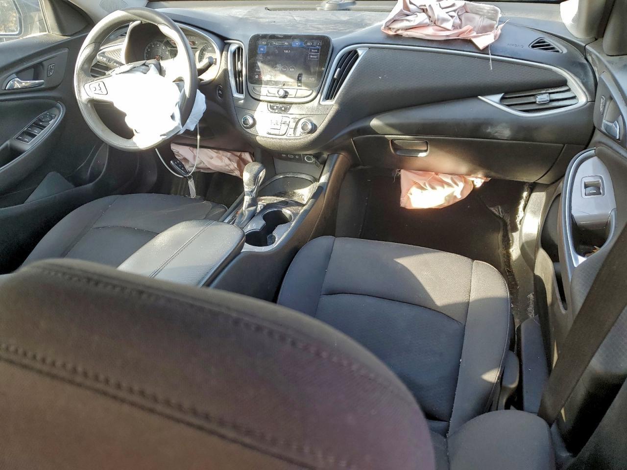 2022 Chevrolet Malibu Lt - zdjęcie 8