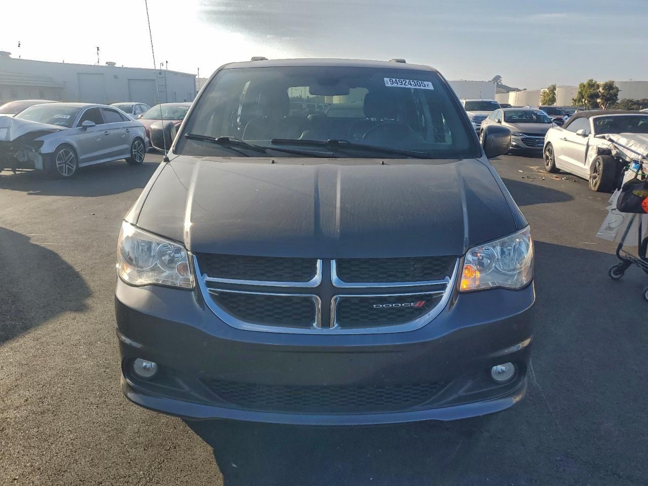2019 Dodge Grand Caravan Sxt - zdjęcie 5