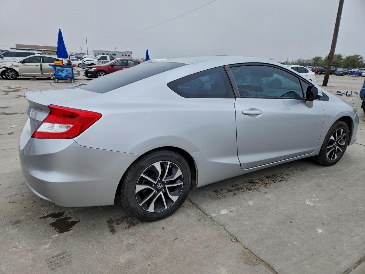 Honda Civic - zdjęcie 3