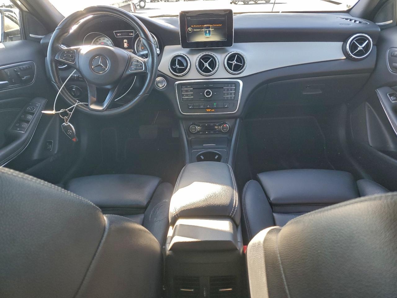 2017 Mercedes-Benz Gla 250 - zdjęcie 8
