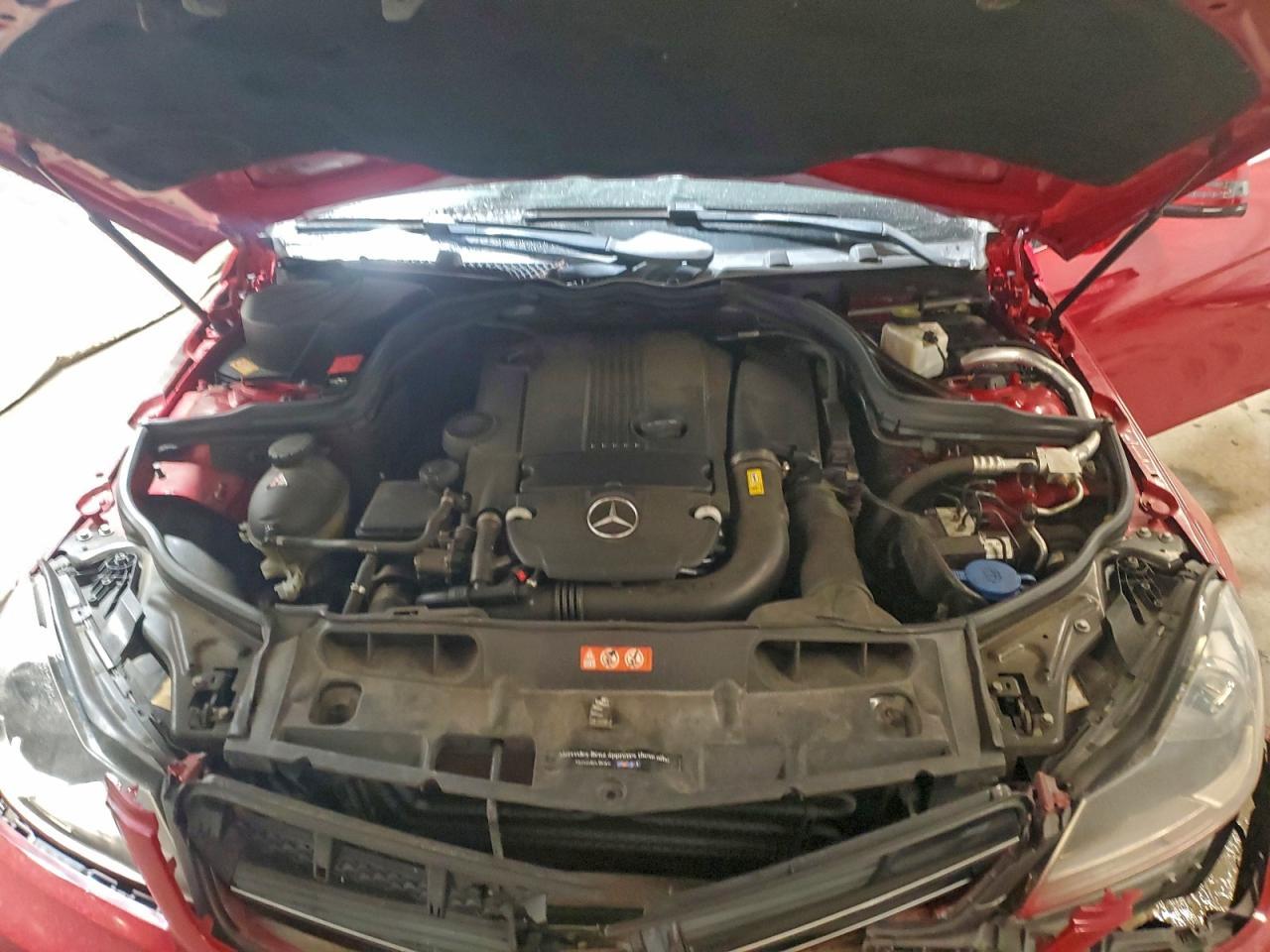 2015 Mercedes-Benz C 250 - zdjęcie 11