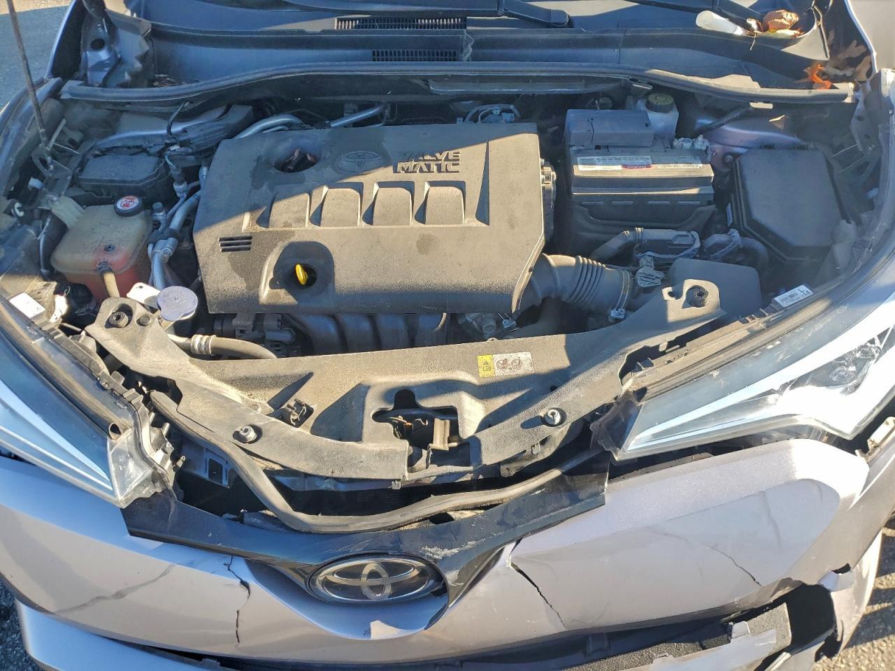 2019 Toyota C-Hr Xle - zdjęcie 11