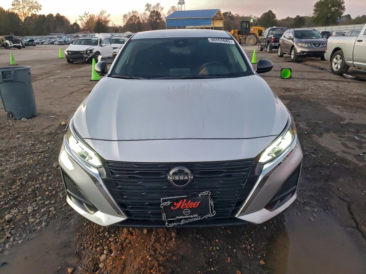 2024 Nissan Altima Sv - zdjęcie 5