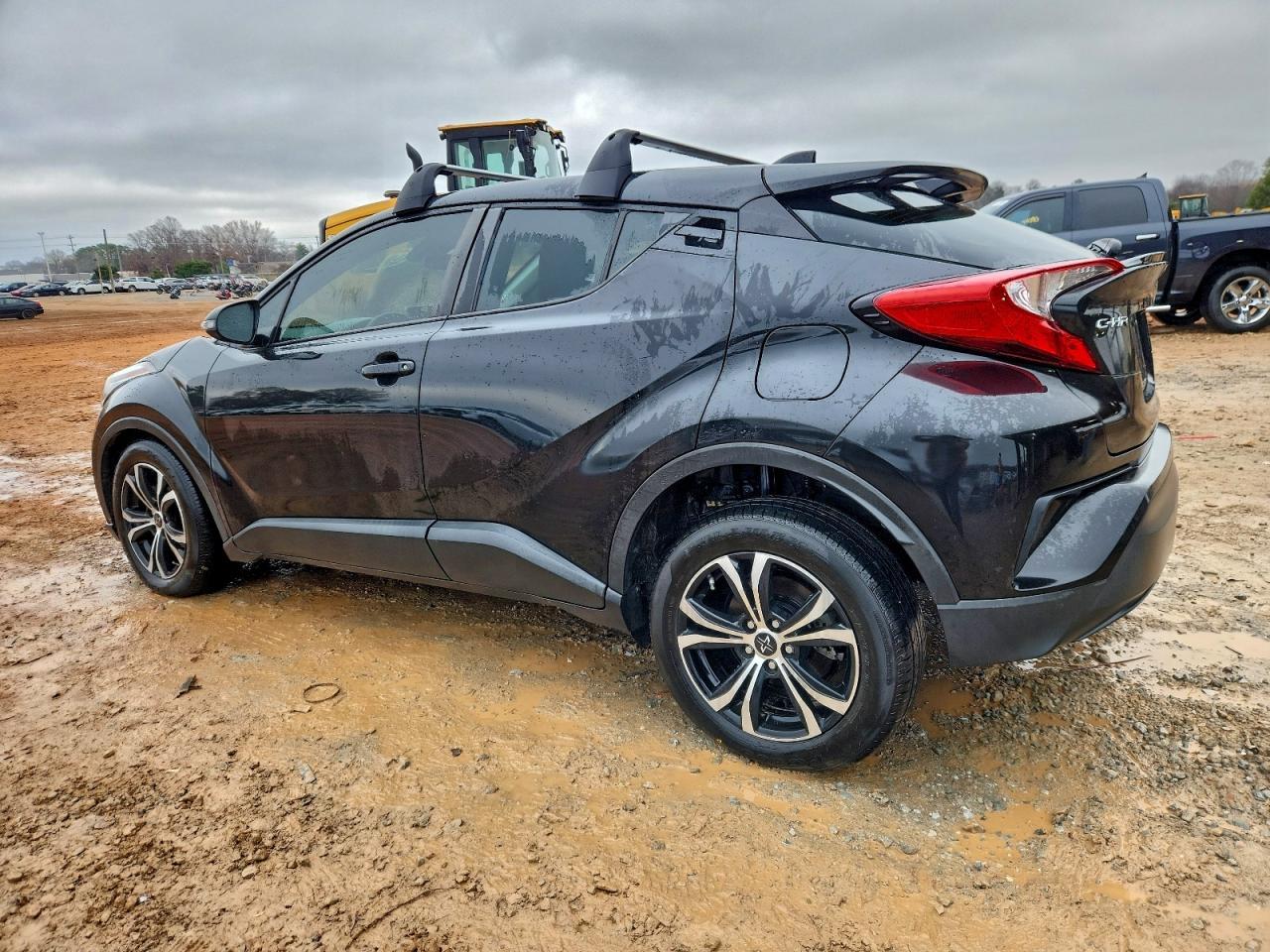 2021 Toyota C-Hr Xle - zdjęcie 2