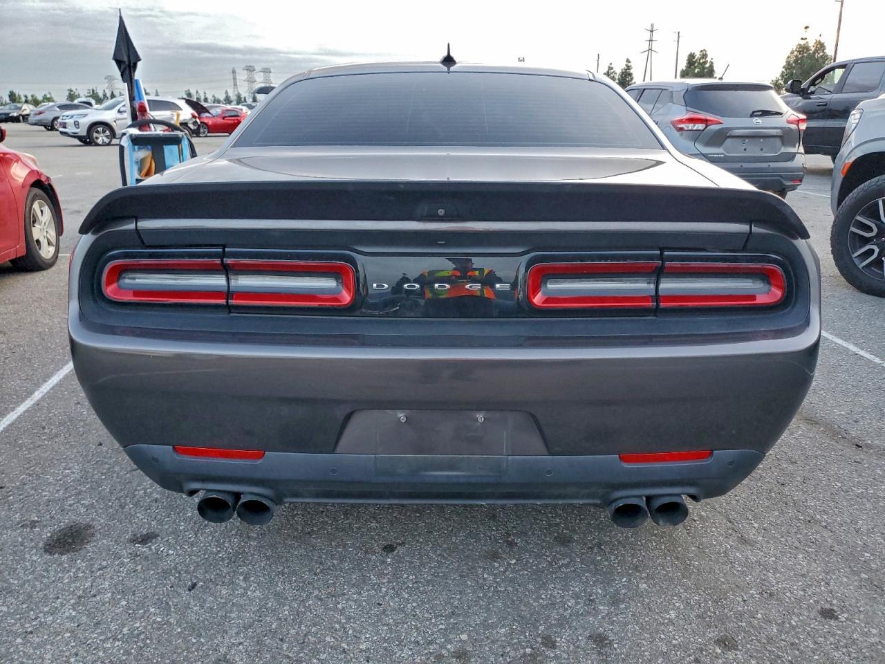 2021 Dodge Challenger Gt - zdjęcie 6