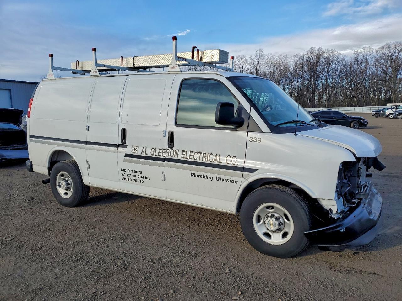 2025 Chevrolet Express G3500 - zdjęcie 4