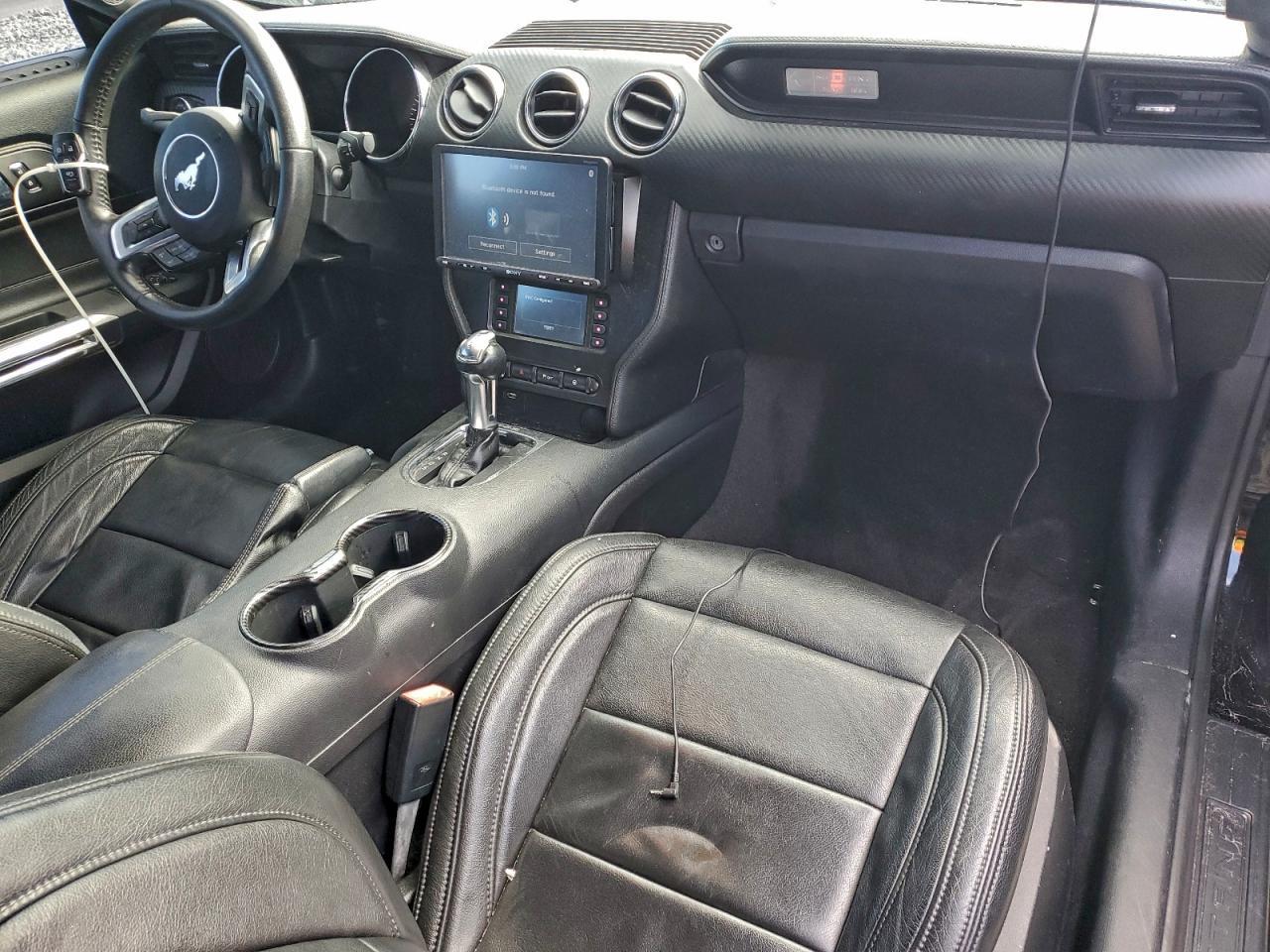 2016 Ford Mustang - zdjęcie 8