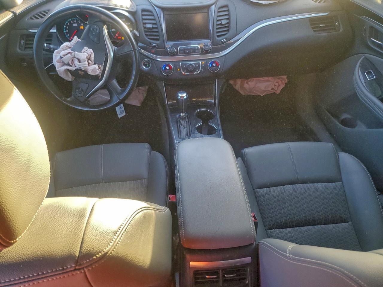 2019 Chevrolet Impala Lt - zdjęcie 8