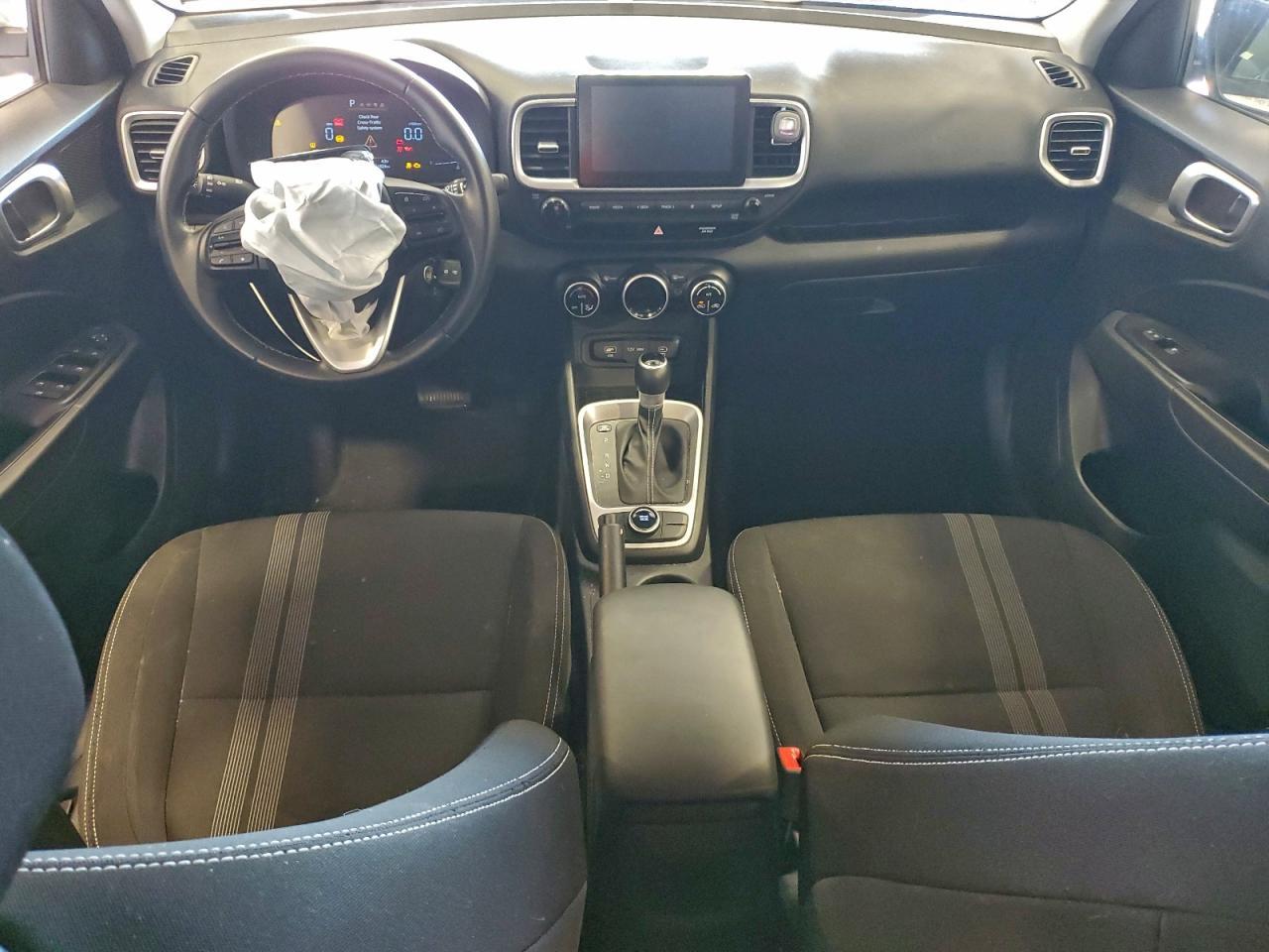 2023 Hyundai Venue Sel - zdjęcie 8