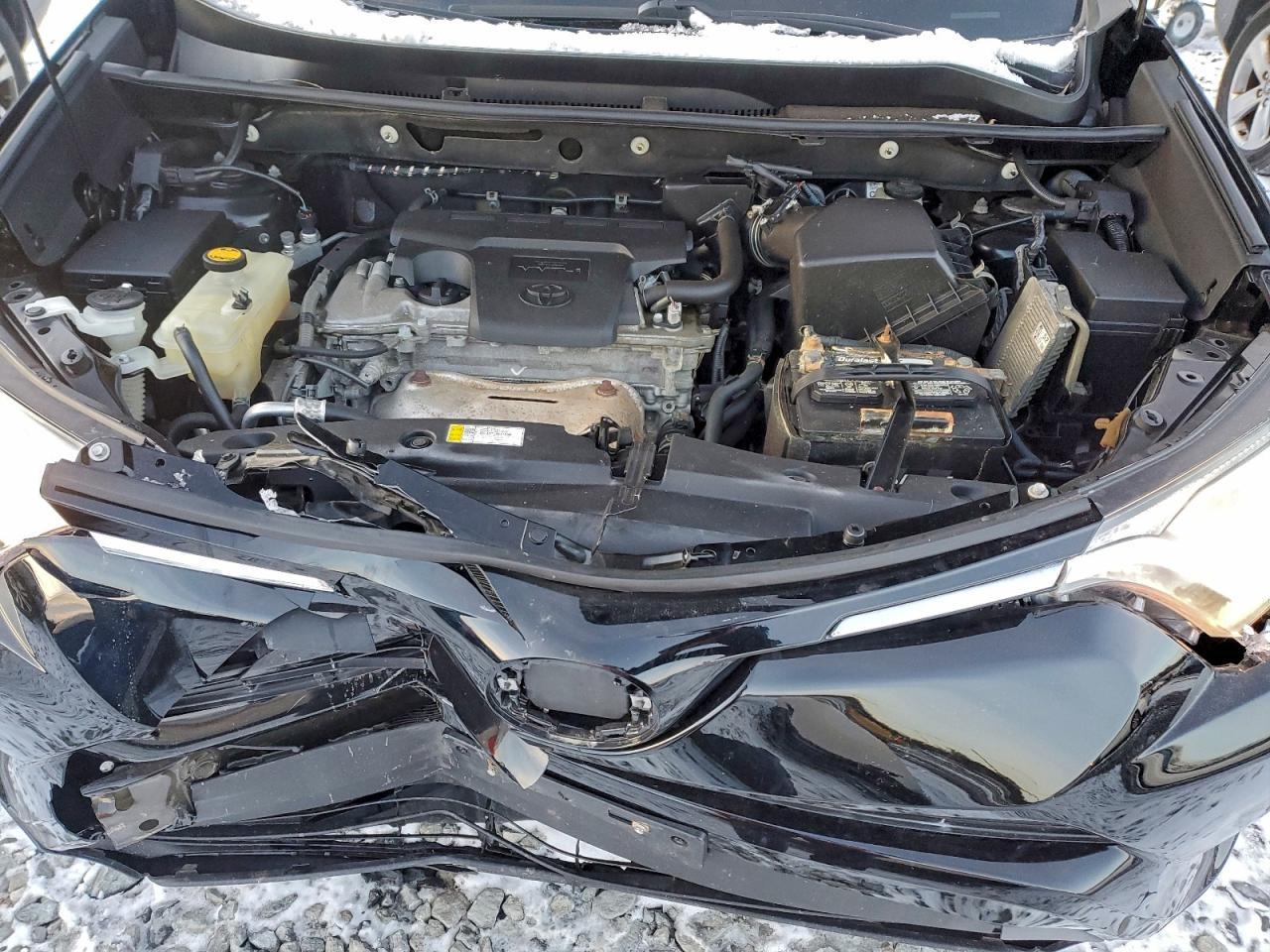2017 Toyota Rav4 Le - zdjęcie 12